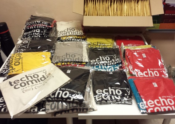 Camisetas Mecenas_002_Techo y comida